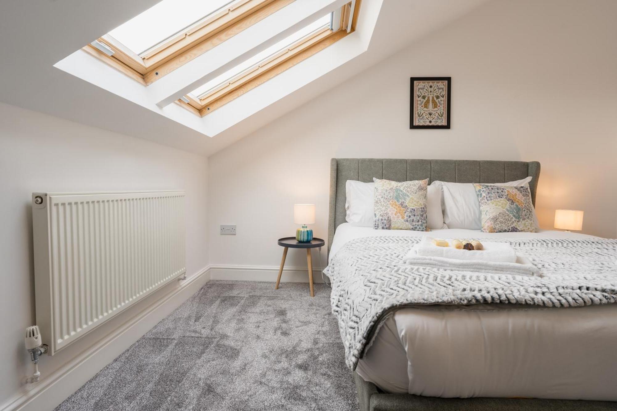 Beautifully Done 5 Bed Barn Conversion In Heswall - Sleeps Up To 10 外观 照片