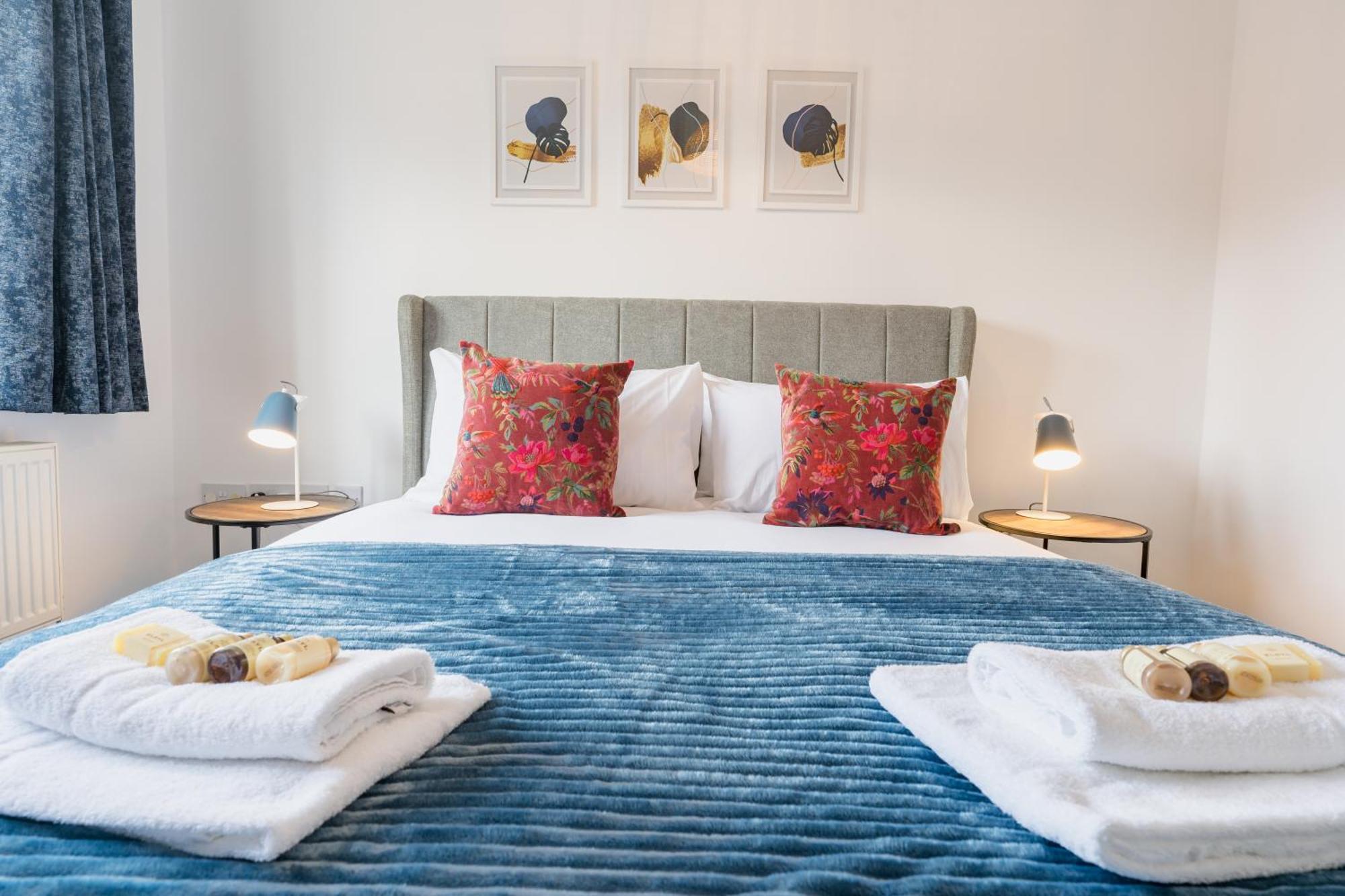 Beautifully Done 5 Bed Barn Conversion In Heswall - Sleeps Up To 10 外观 照片